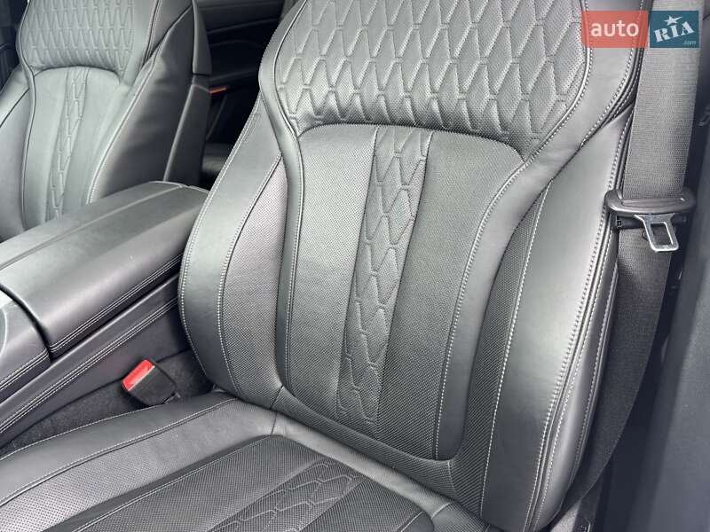 Позашляховик / Кросовер BMW X7 2019 в Тернополі фото 70 Позашляховик / Кросовер BMW X7 2019 в Тернополі