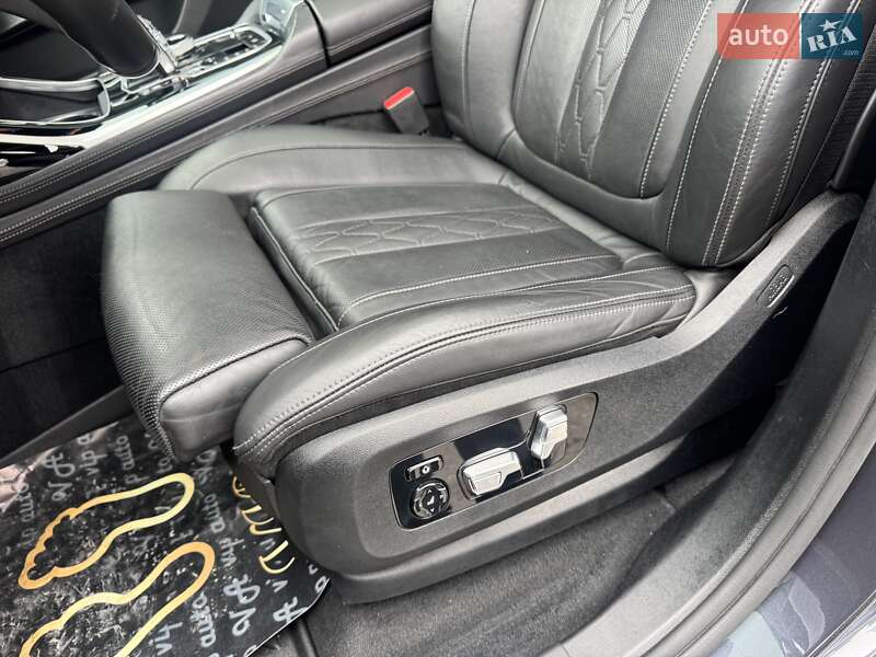 Внедорожник / Кроссовер BMW X7 2020 в Тернополе