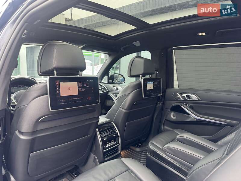 Внедорожник / Кроссовер BMW X7 2020 в Тернополе