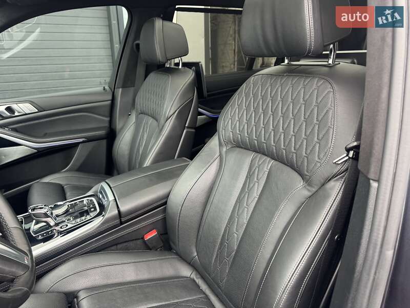 Внедорожник / Кроссовер BMW X7 2020 в Тернополе