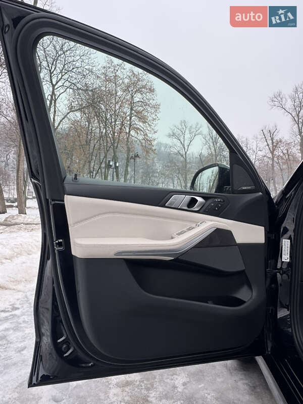 Внедорожник / Кроссовер BMW X7 2020 в Киеве