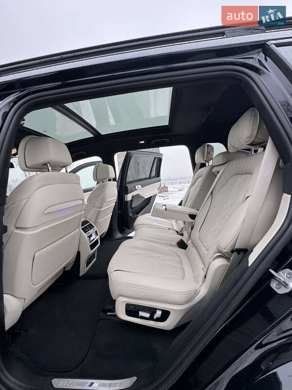 Внедорожник / Кроссовер BMW X7 2020 в Киеве