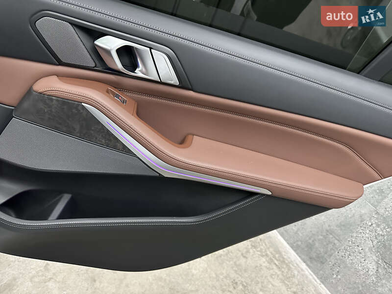 Позашляховик / Кросовер BMW X7 2022 в Києві