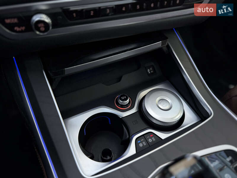 Внедорожник / Кроссовер BMW X7 2022 в Львове фото 47 Внедорожник / Кроссовер BMW X7 2022 в Львове