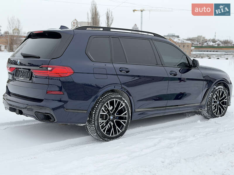 Внедорожник / Кроссовер BMW X7 2020 в Киеве