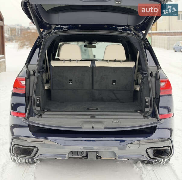 Внедорожник / Кроссовер BMW X7 2020 в Киеве