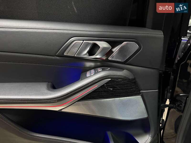 Внедорожник / Кроссовер BMW X7 2022 в Киеве