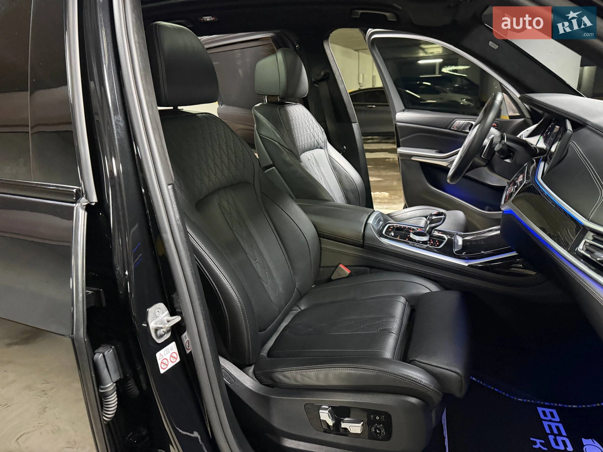 2022 BMW X7 - мініатюра 113