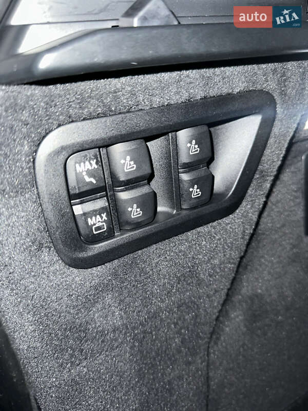 Внедорожник / Кроссовер BMW X7 2022 в Киеве фото 29 Внедорожник / Кроссовер BMW X7 2022 в Киеве