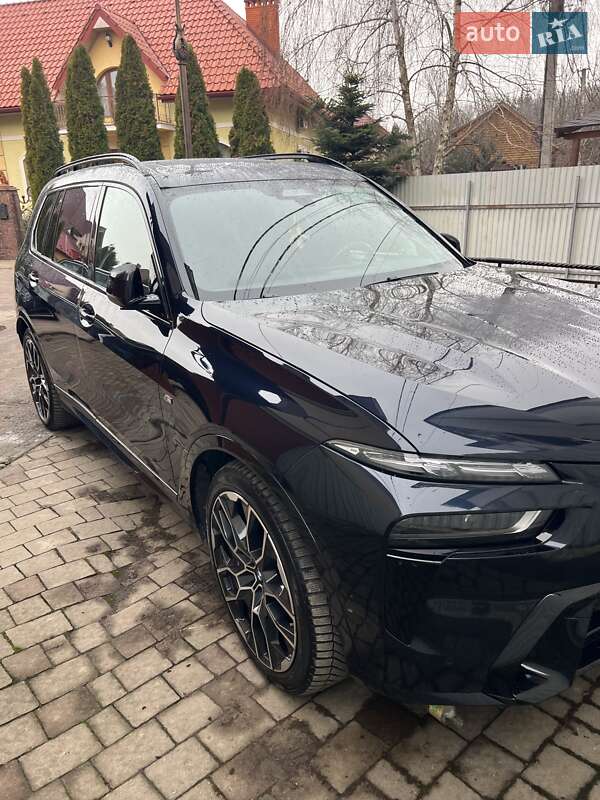 Внедорожник / Кроссовер BMW X7 2023 в Ужгороде
