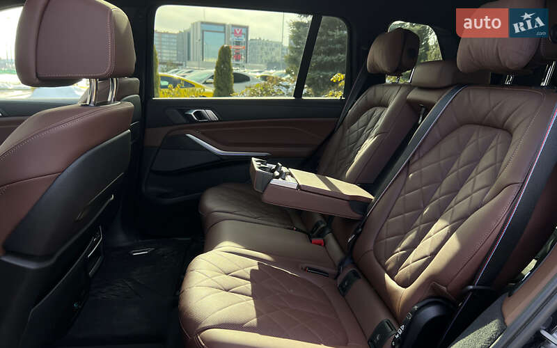Внедорожник / Кроссовер BMW X7 2022 в Львове фото 27 Внедорожник / Кроссовер BMW X7 2022 в Львове
