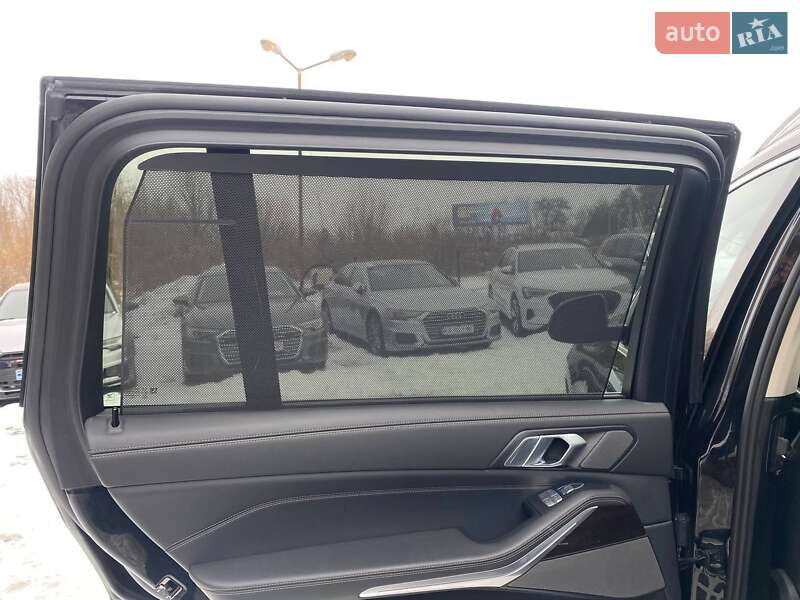 Внедорожник / Кроссовер BMW X7 2023 в Львове