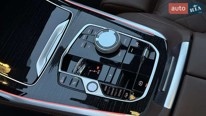 Позашляховик / Кросовер BMW X7 2023 в Києві