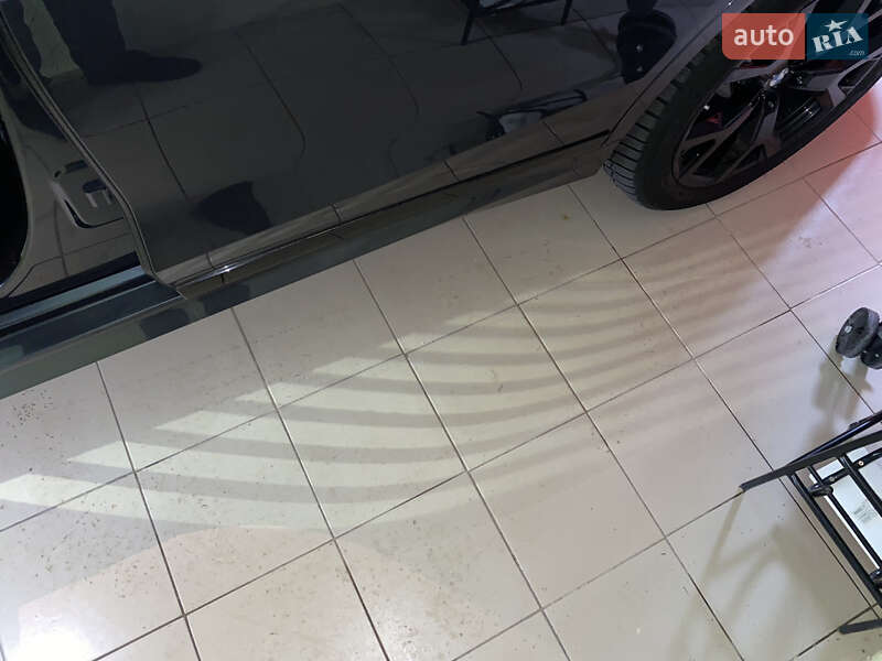 Внедорожник / Кроссовер BMW X7 2019 в Днепре