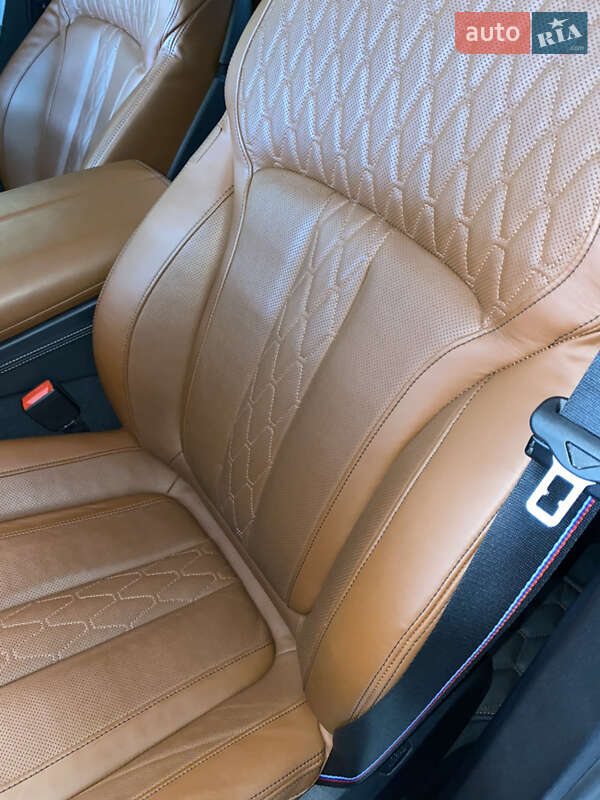 Внедорожник / Кроссовер BMW X7 2019 в Днепре