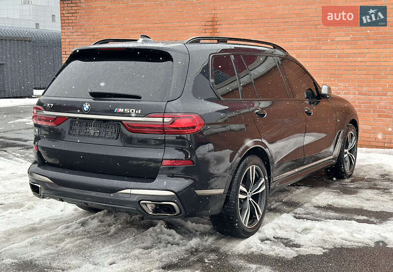 Внедорожник / Кроссовер BMW X7 2020 в Киеве