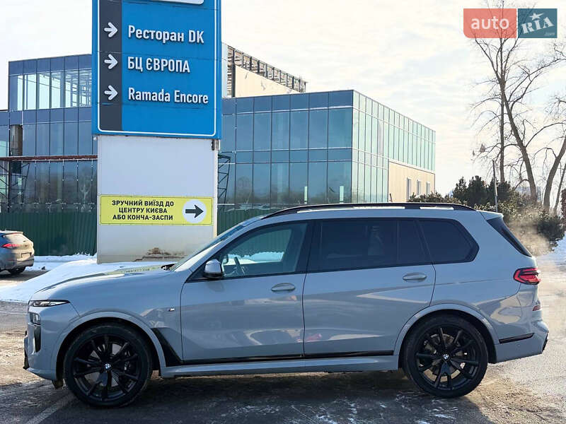 Позашляховик / Кросовер BMW X7 2024 в Києві