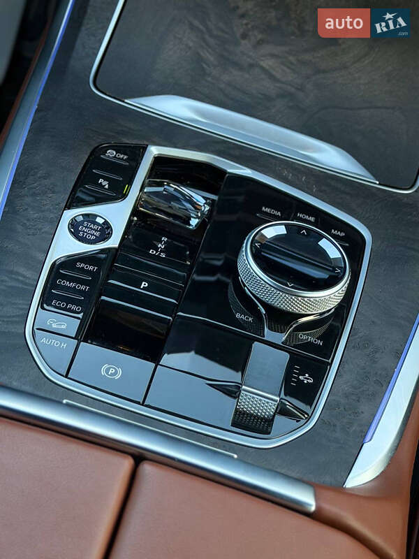 Позашляховик / Кросовер BMW X7 2024 в Києві