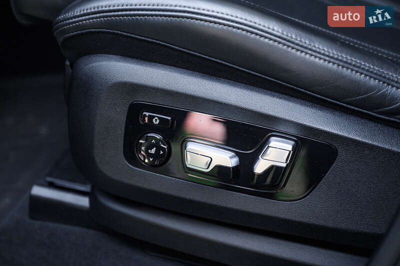 Позашляховик / Кросовер BMW X7 2020 в Одесі