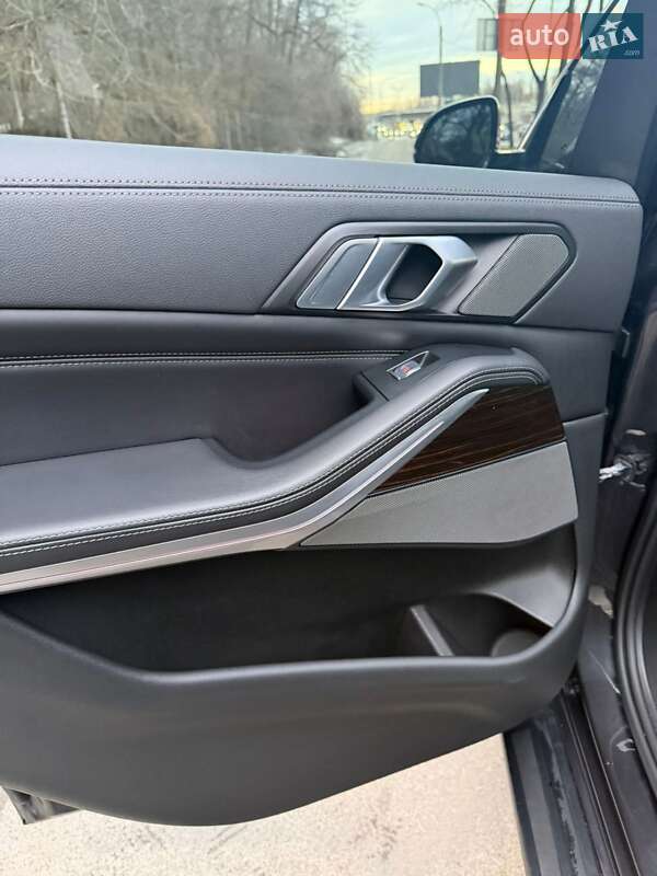 Позашляховик / Кросовер BMW X7 2020 в Києві