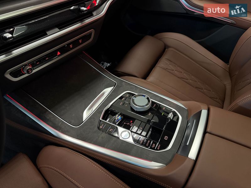 Позашляховик / Кросовер BMW X7 2025 в Тернополі