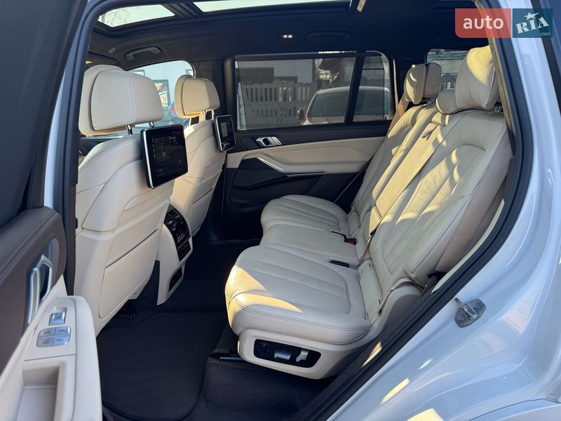 Внедорожник / Кроссовер BMW X7 2019 в Тернополе