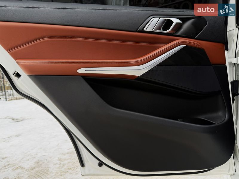 Позашляховик / Кросовер BMW X7 2022 в Києві