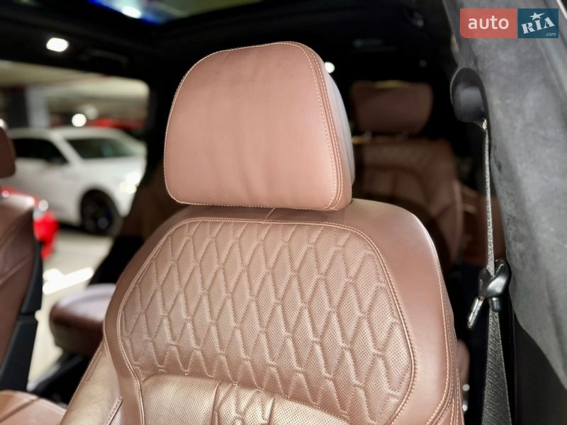 Внедорожник / Кроссовер BMW X7 2020 в Киеве