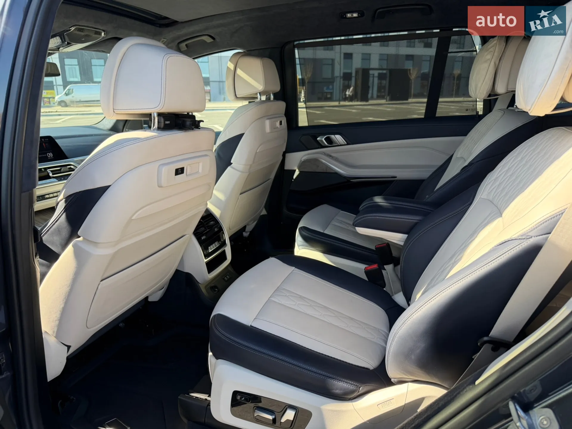 2019 BMW X7 - мініатюра 21