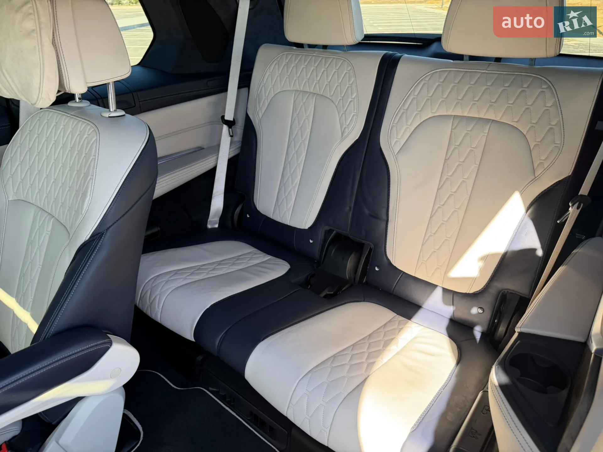 2019 BMW X7 - мініатюра 23