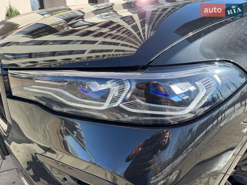 Внедорожник / Кроссовер BMW X7 2021 в Киеве