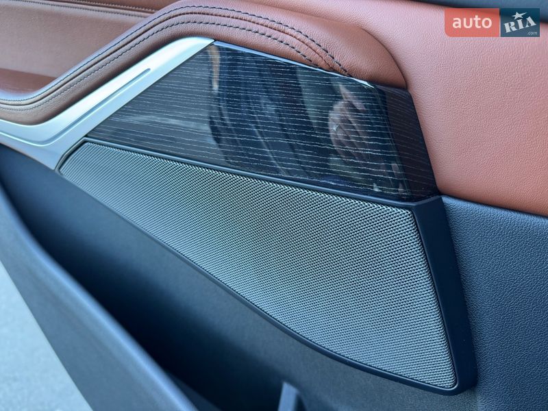 Внедорожник / Кроссовер BMW X7 2021 в Киеве