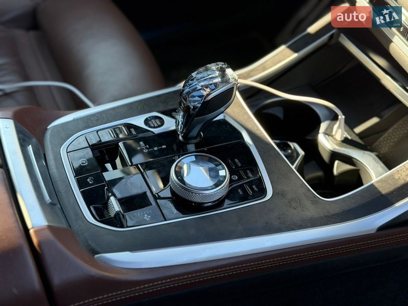 Позашляховик / Кросовер BMW X7 2021 в Києві