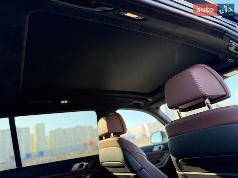 Позашляховик / Кросовер BMW X7 2021 в Києві