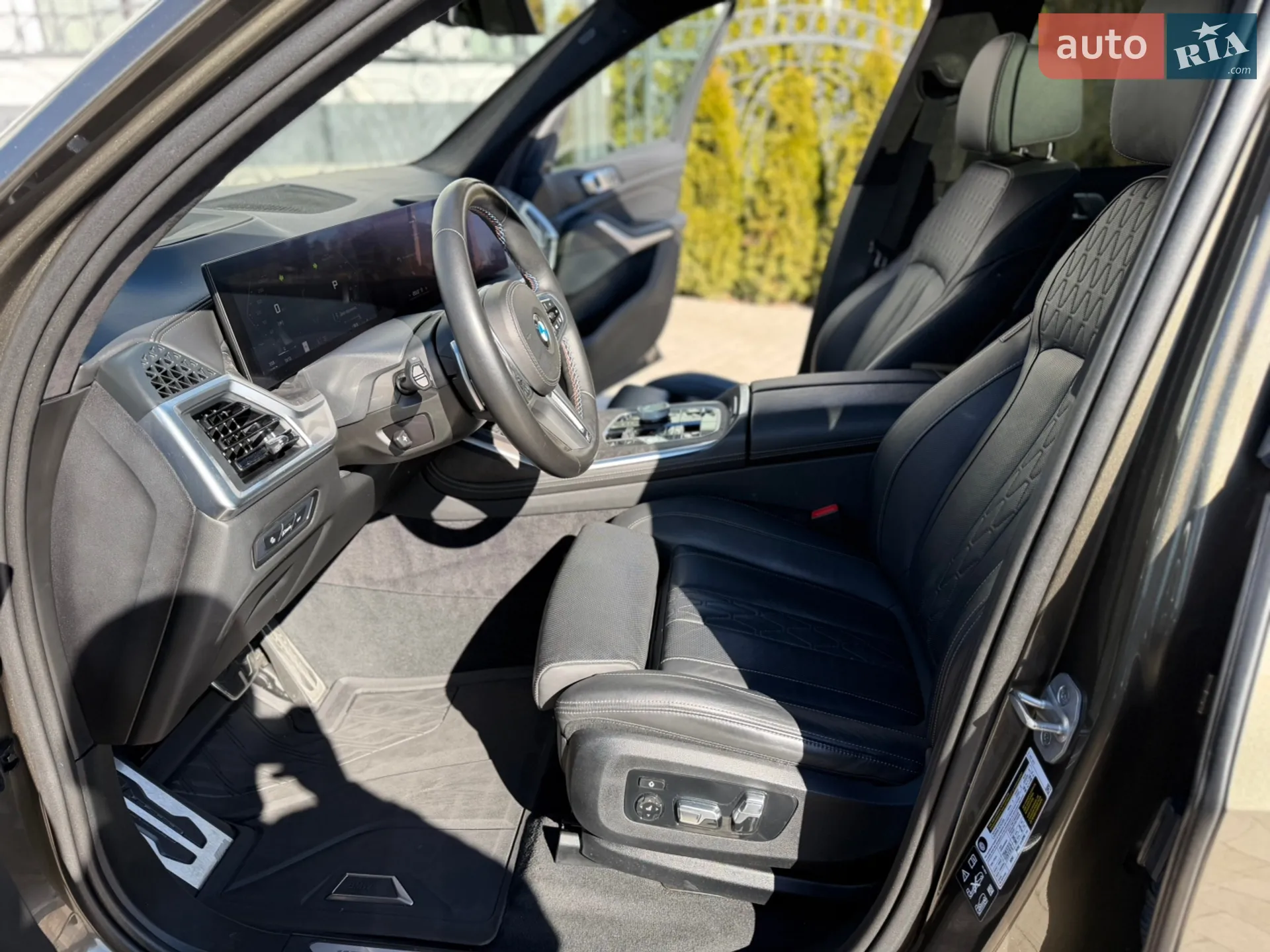2024 BMW X7 - мініатюра 78