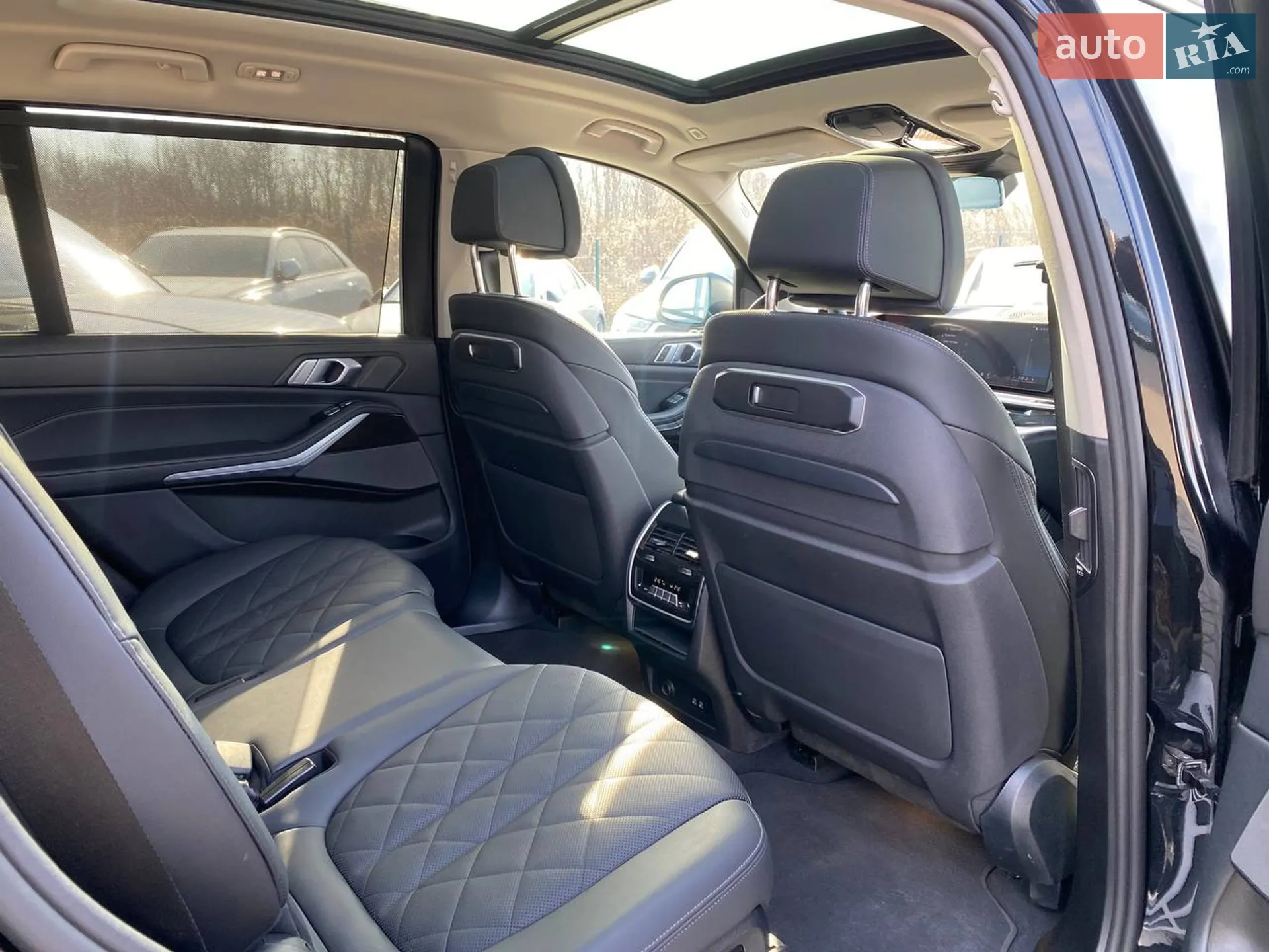 2023 BMW X7 - мініатюра 29