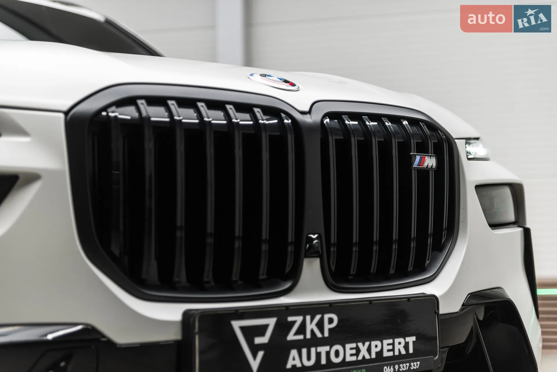 2023 BMW X7 - мініатюра 3