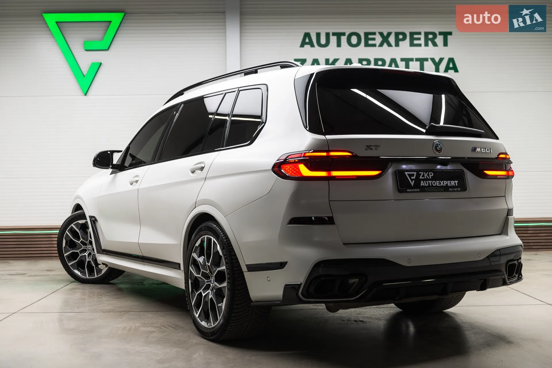 2023 BMW X7 - мініатюра 23