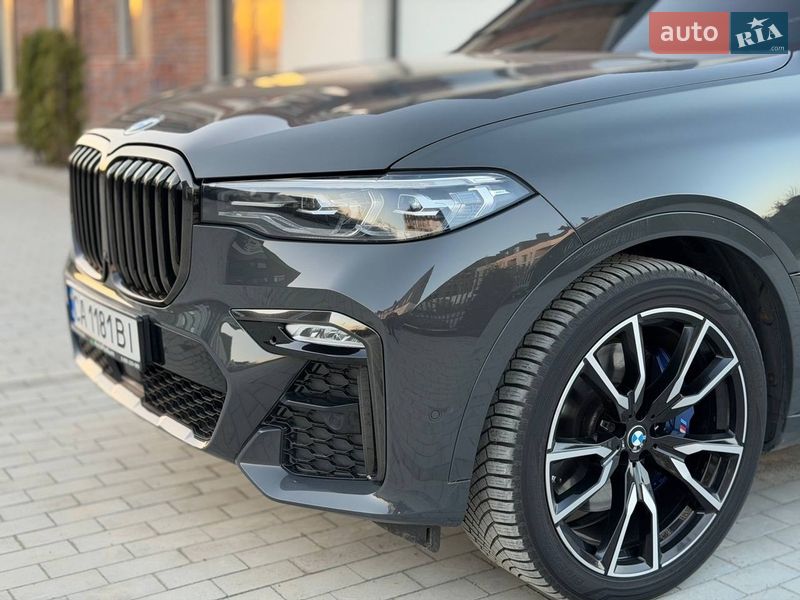Внедорожник / Кроссовер BMW X7 2021 в Умани