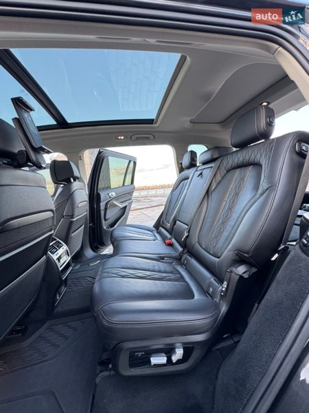 Позашляховик / Кросовер BMW X7 2020 в Києві