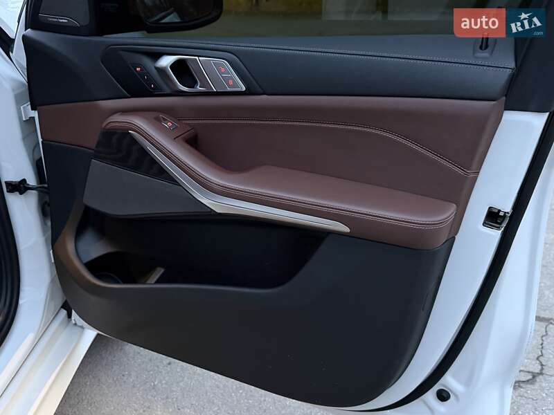 Позашляховик / Кросовер BMW X7 2022 в Києві