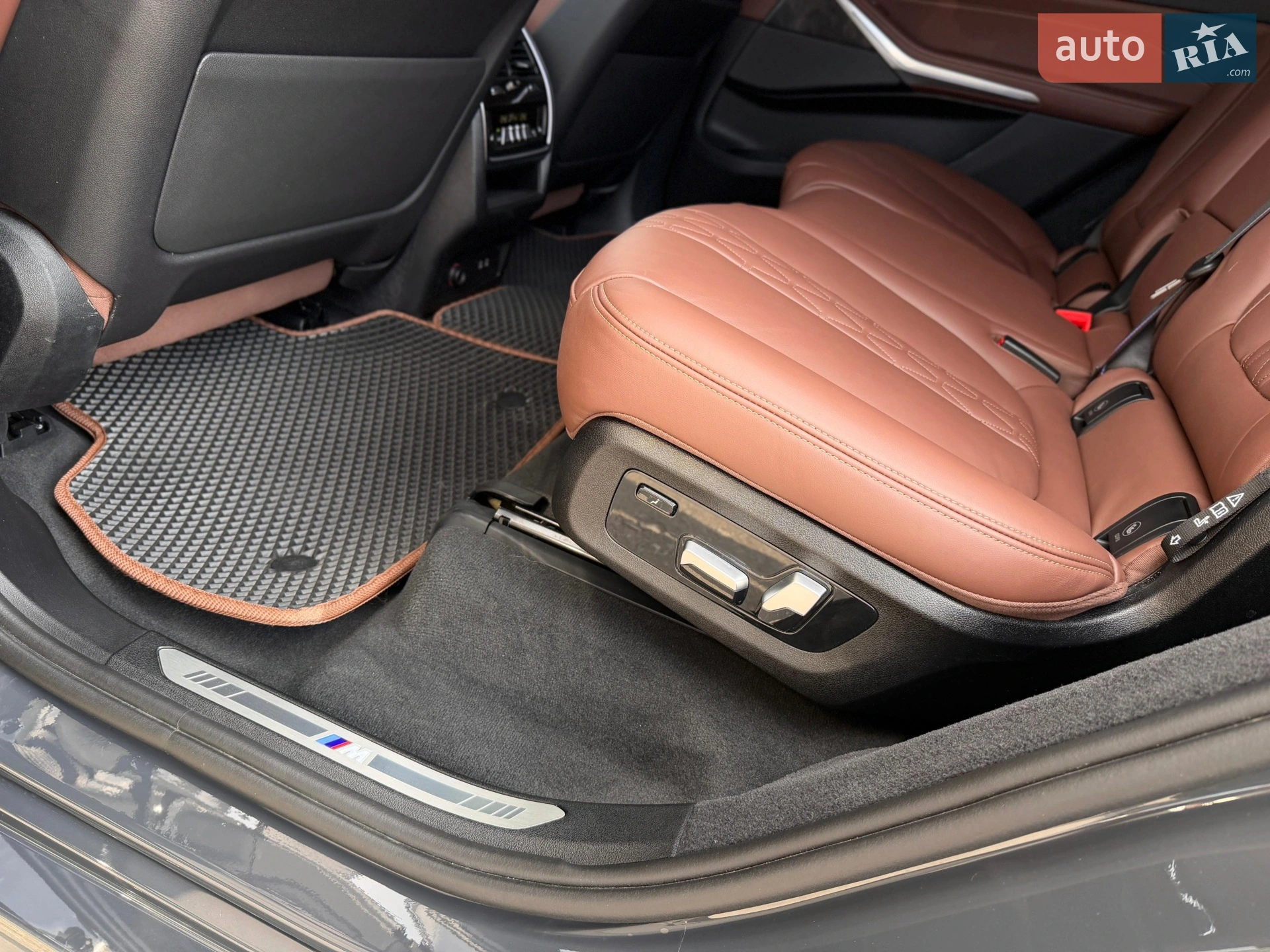 2024 BMW X7 - мініатюра 147