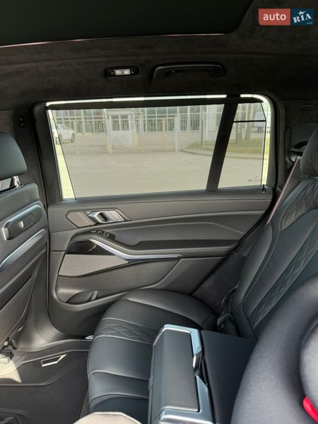 Позашляховик / Кросовер BMW X7 2025 в Києві