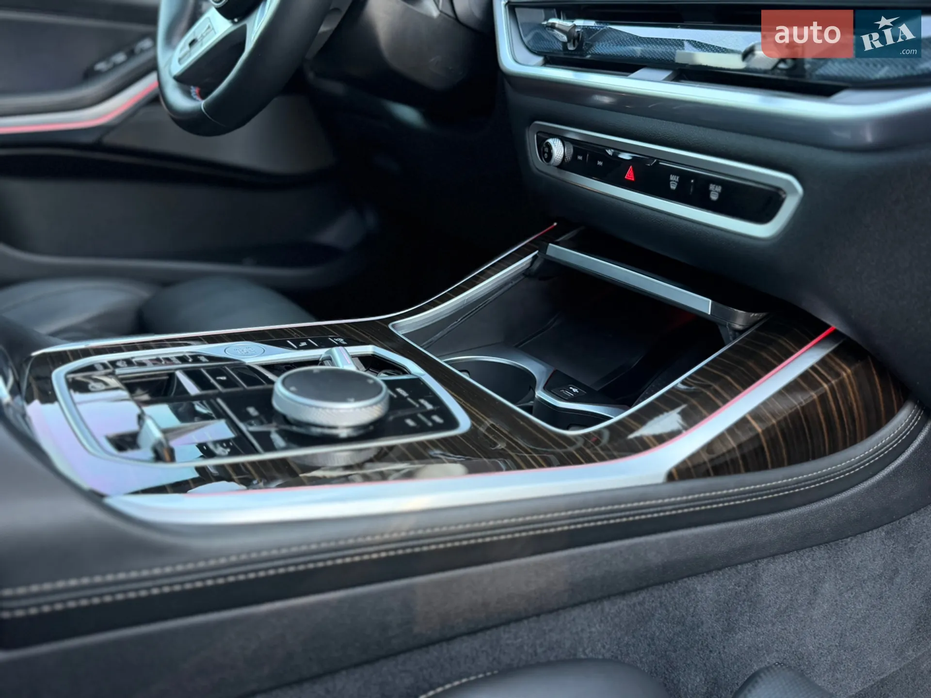 2024 BMW X7 - мініатюра 84