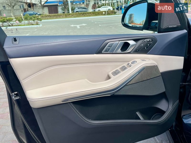 Внедорожник / Кроссовер BMW X7 2019 в Одессе