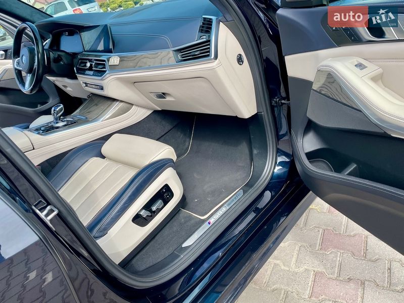 Внедорожник / Кроссовер BMW X7 2019 в Одессе