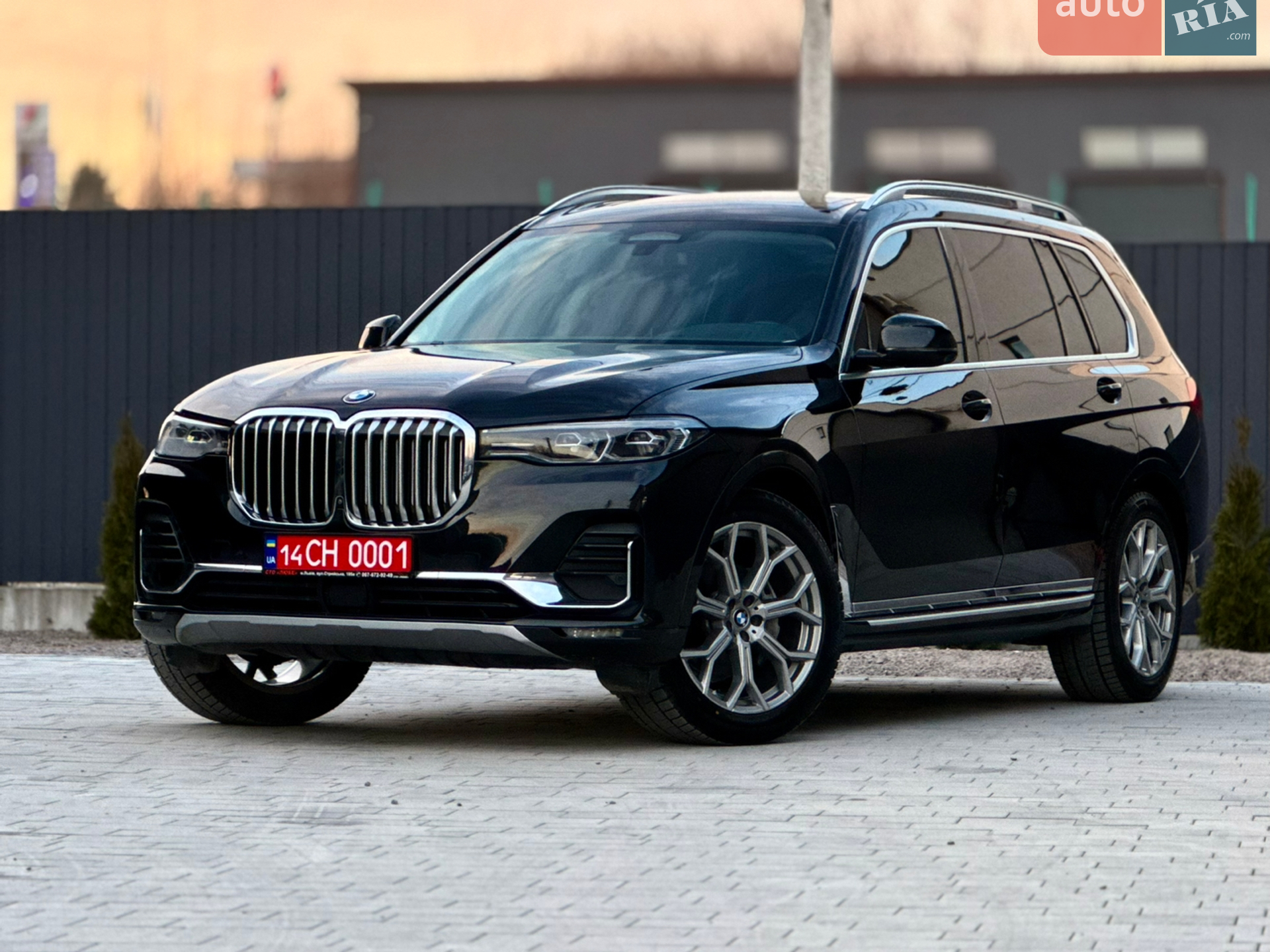 2020 BMW X7 - фото 1