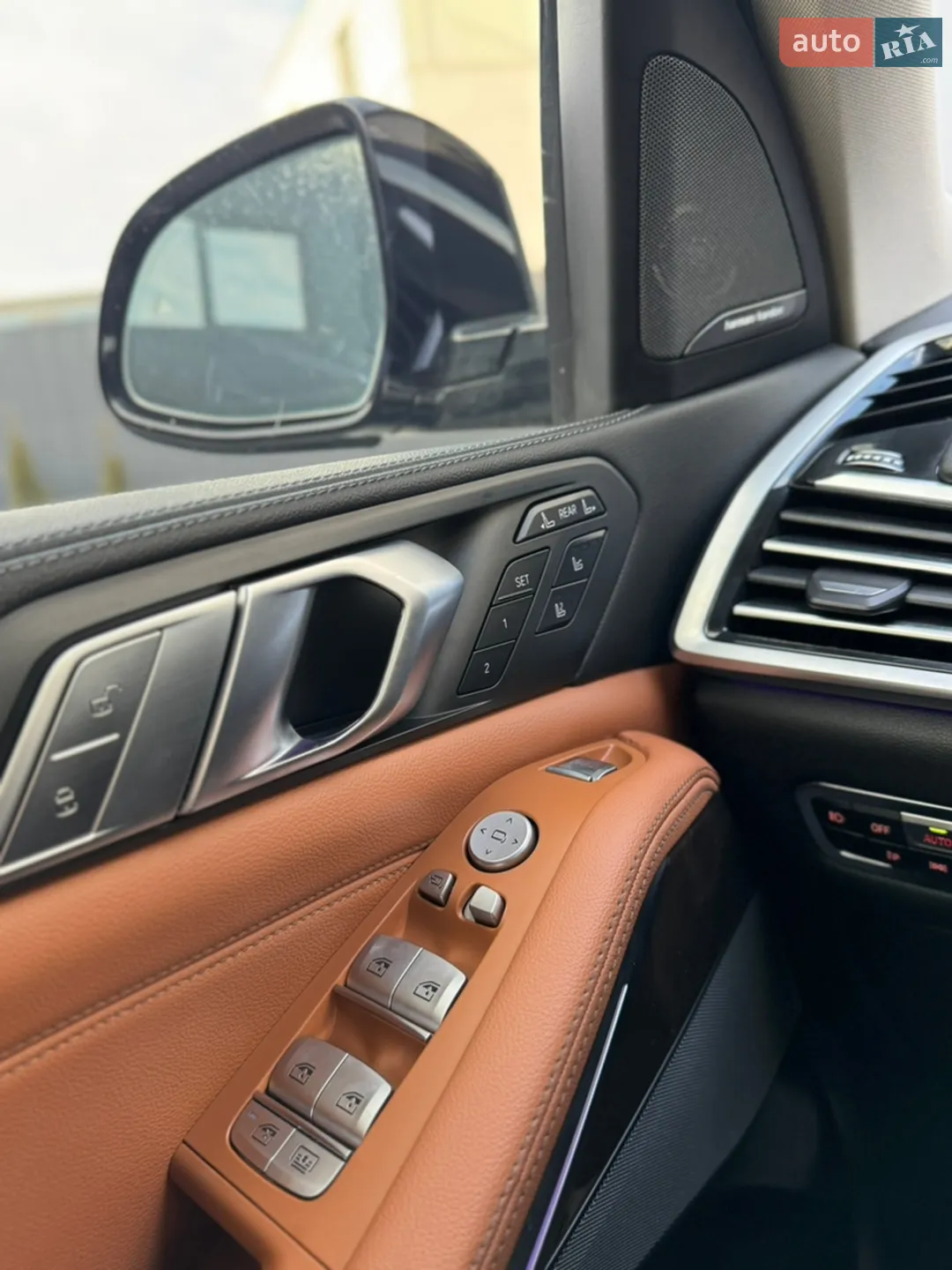 2020 BMW X7 - мініатюра 37