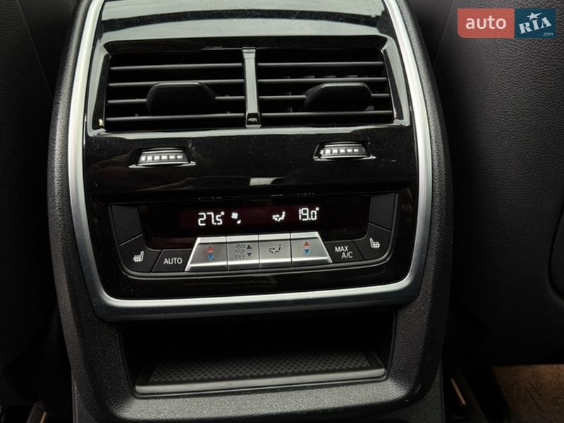 Внедорожник / Кроссовер BMW X7 2020 в Киеве