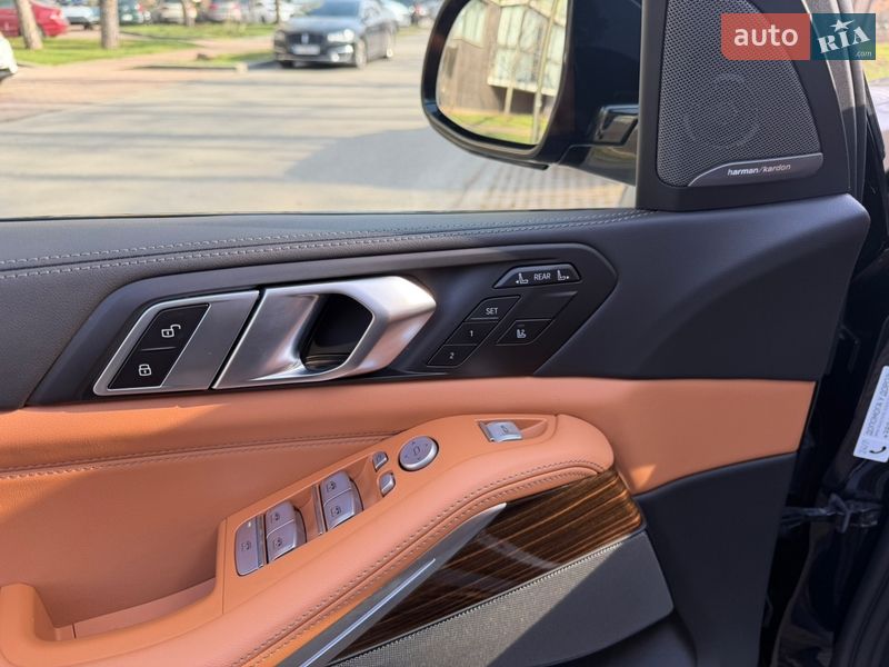 Позашляховик / Кросовер BMW X7 2023 в Києві фото 14 Позашляховик / Кросовер BMW X7 2023 в Києві